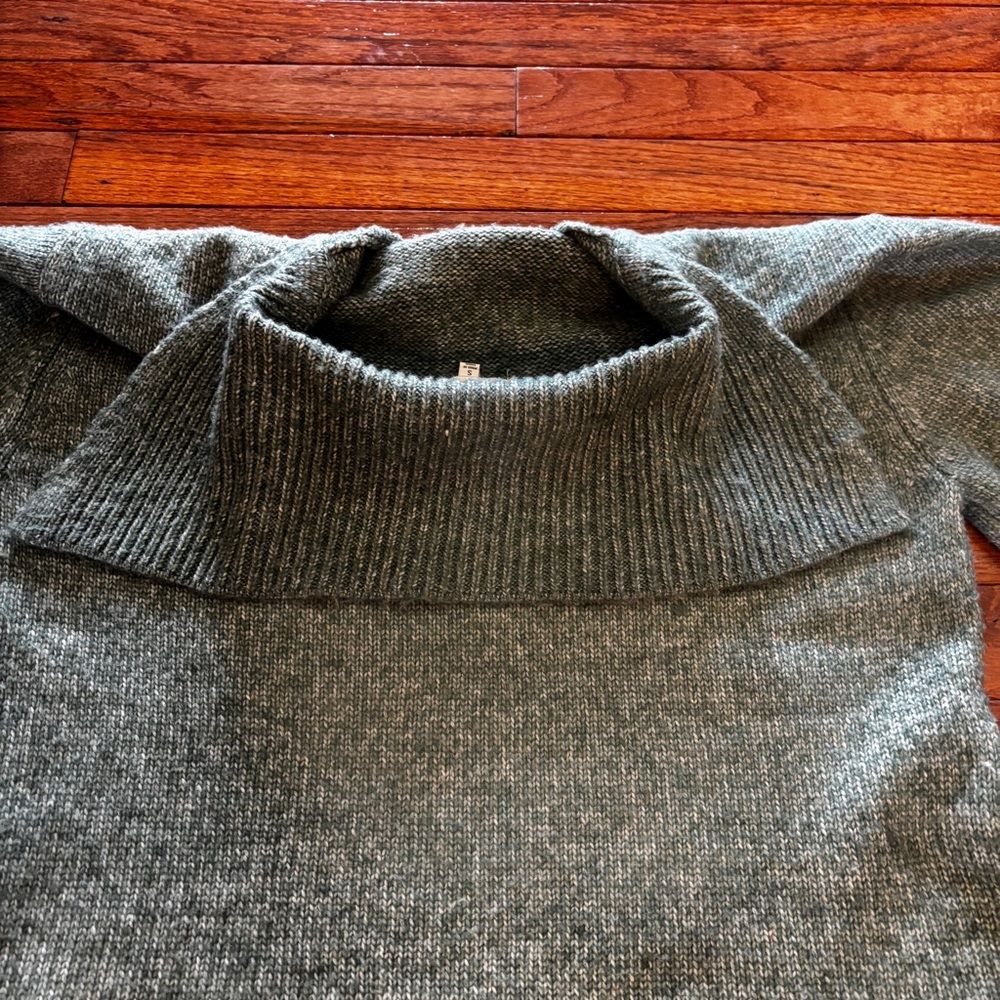 Womens Z Supply sweater size S - Picture 6 of 7